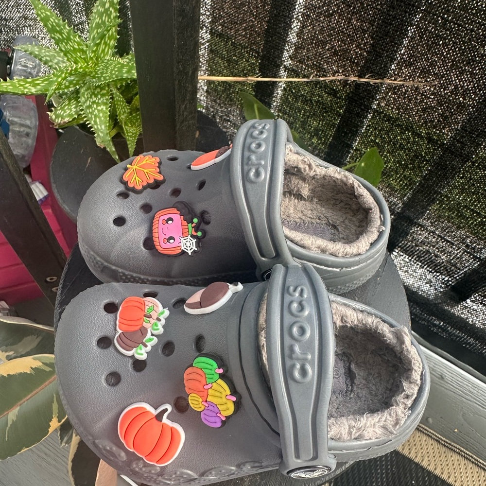 Fall Baby/Toddler Crocs - Picture 3 of 5